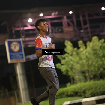 Runner Photo 4712068