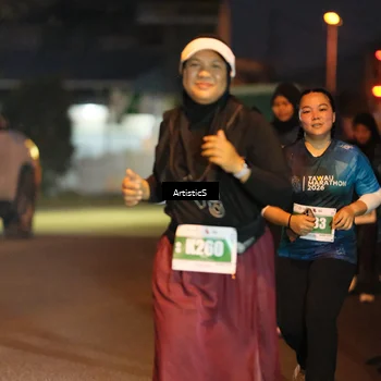 Runner Photo 4712071
