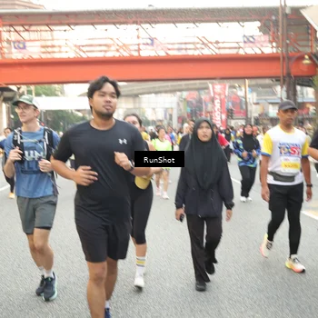 Runner Photo 4712073