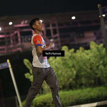 Runner Photo 4712092