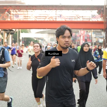 Runner Photo 4712095