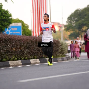 Runner Photo 4712099