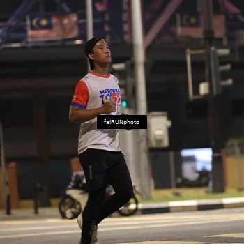 Runner Photo 4712109
