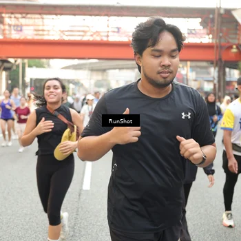 Runner Photo 4712110