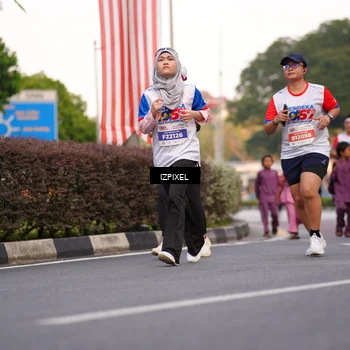 Runner Photo 4712243