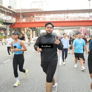 Runner Photo 4712424