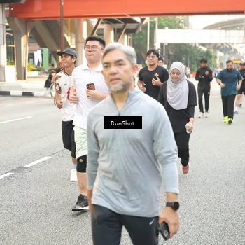 Runner Photo 4712454