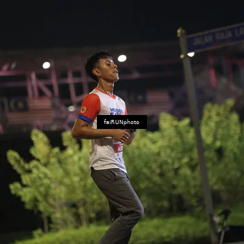 Runner Photo 4712503