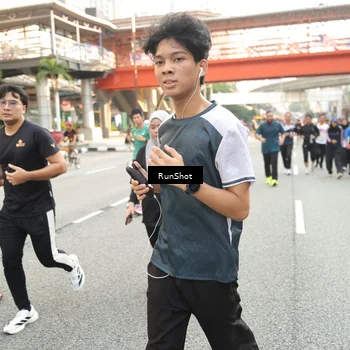 Runner Photo 4712536