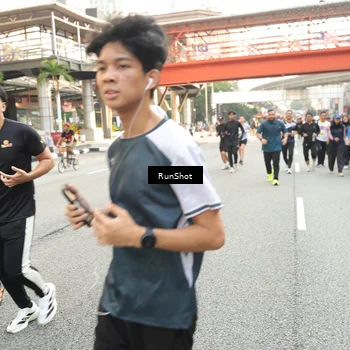 Runner Photo 4712563