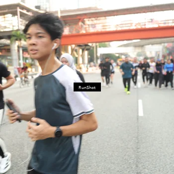 Runner Photo 4712568