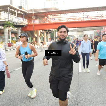 Runner Photo 4712634
