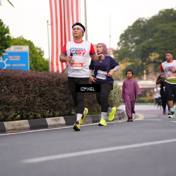 Runner Photo 4712659