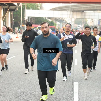 Runner Photo 4712723