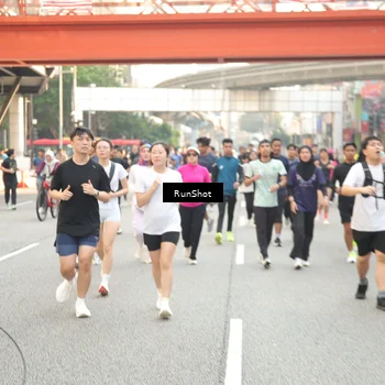 Runner Photo 4713315
