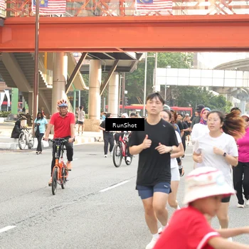 Runner Photo 4713349