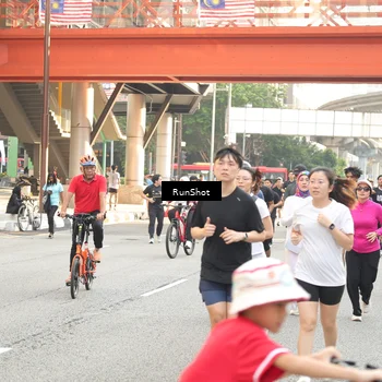Runner Photo 4713381