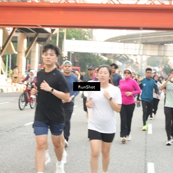 Runner Photo 4713391