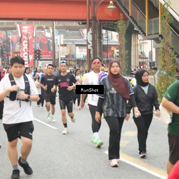 Runner Photo 4713541