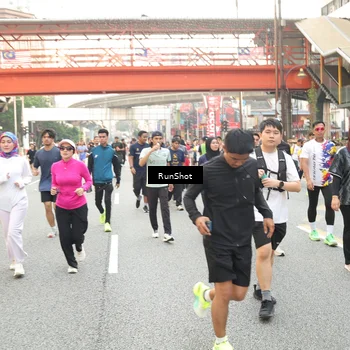 Runner Photo 4713553