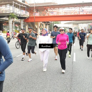 Runner Photo 4713641