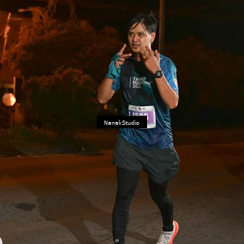 Runner Photo 4713643