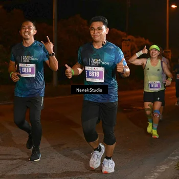 Runner Photo 4713668