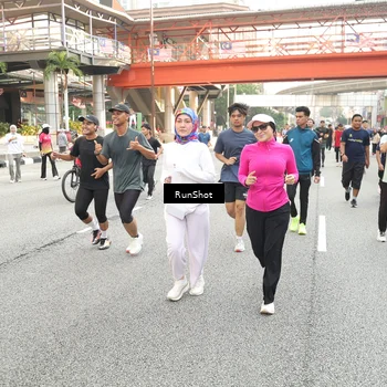 Runner Photo 4713670