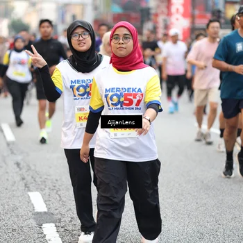 Runner Photo 4713671