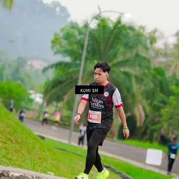 Runner Photo 4713680