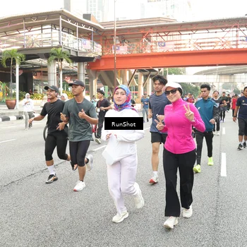Runner Photo 4713701
