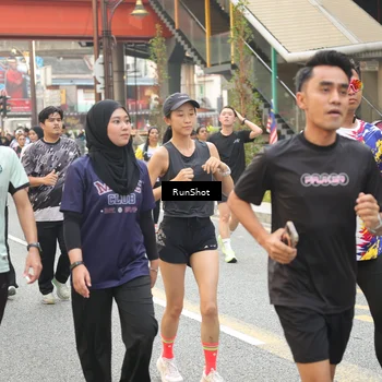 Runner Photo 4713711