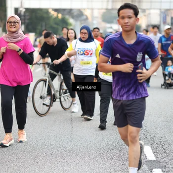 Runner Photo 4713773