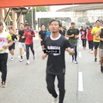 Runner Photo 4713900