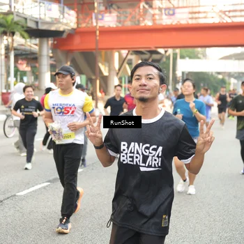 Runner Photo 4713937