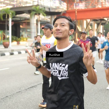 Runner Photo 4713941