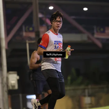 Runner Photo 4713973