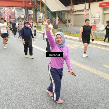 Runner Photo 4713979