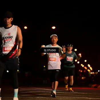 Runner Photo 4713993