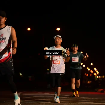Runner Photo 4714005