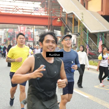 Runner Photo 4714058