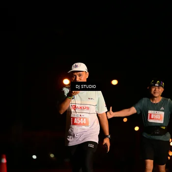 Runner Photo 4714071