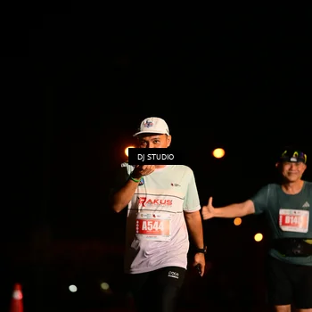 Runner Photo 4714088