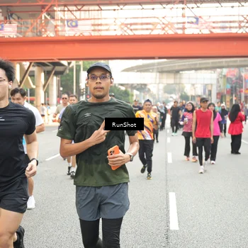 Runner Photo 4714103