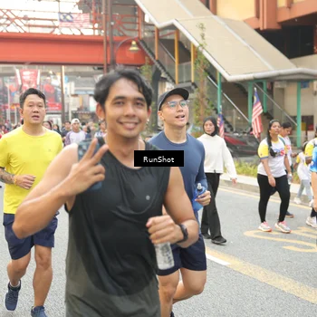 Runner Photo 4714117