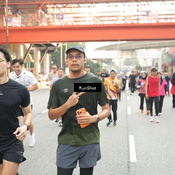 Runner Photo 4714122