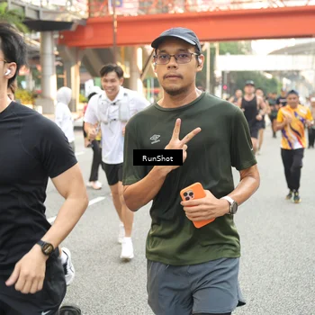 Runner Photo 4714140