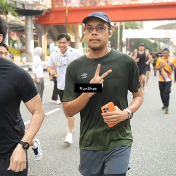 Runner Photo 4714161