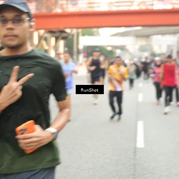 Runner Photo 4714175