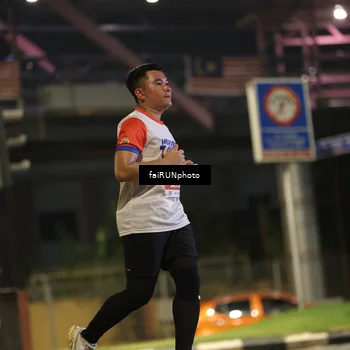 Runner Photo 4714177